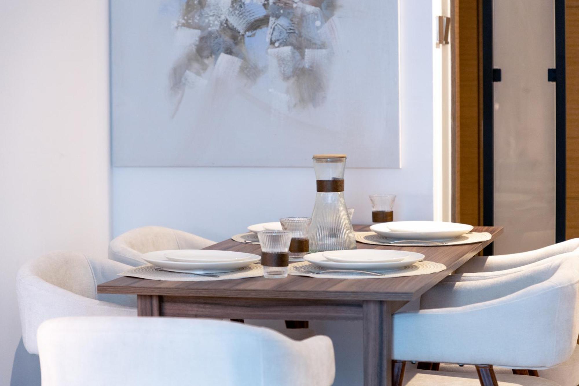 Апартаменти Lusso Hometels Missoni Business Bay *